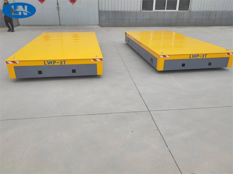 صنعتی ٹرانسفر ٹرک