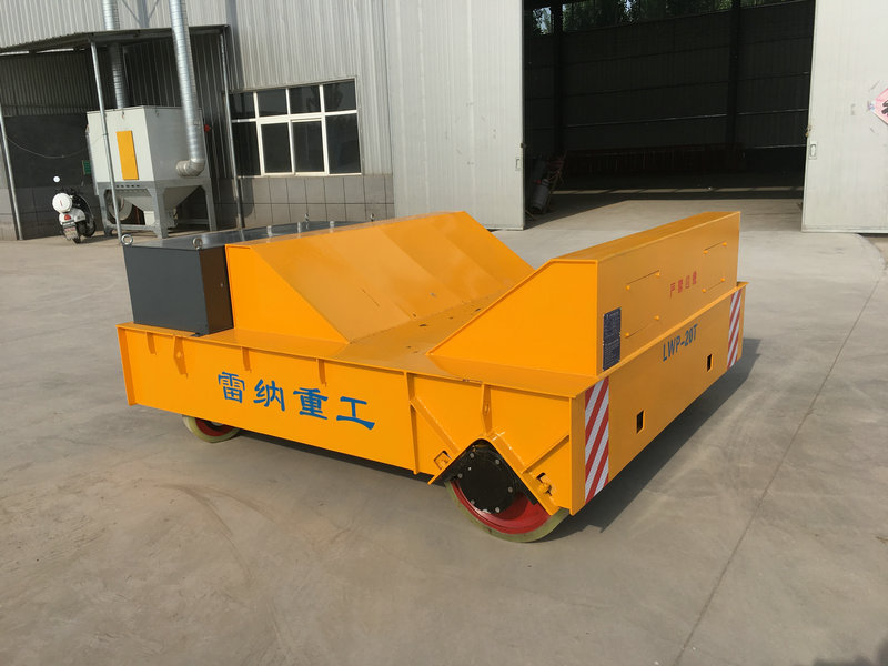 20 ٹن کولر ٹرانسپورٹ کار