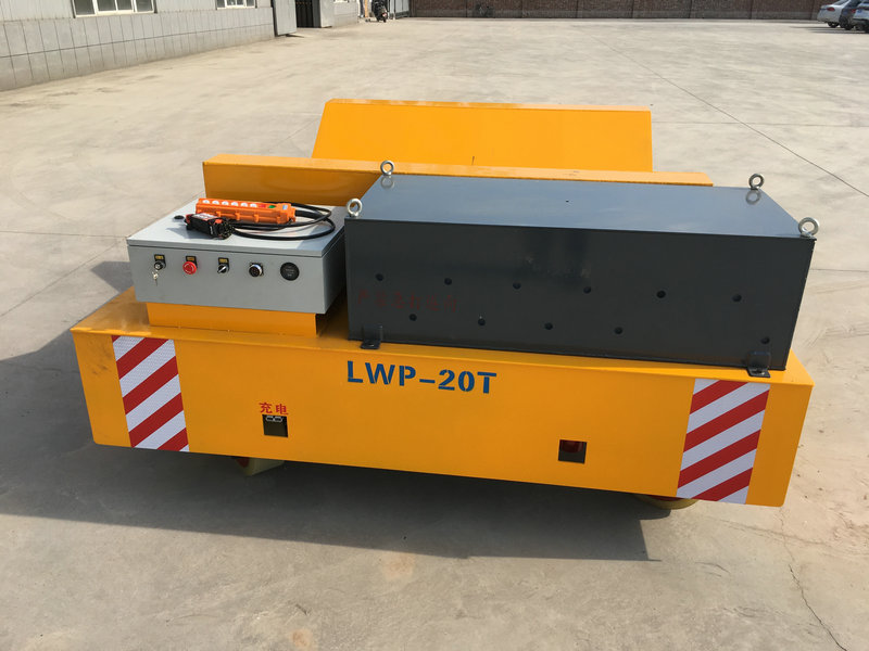 20 ٹن کولر ٹرانسپورٹ کار