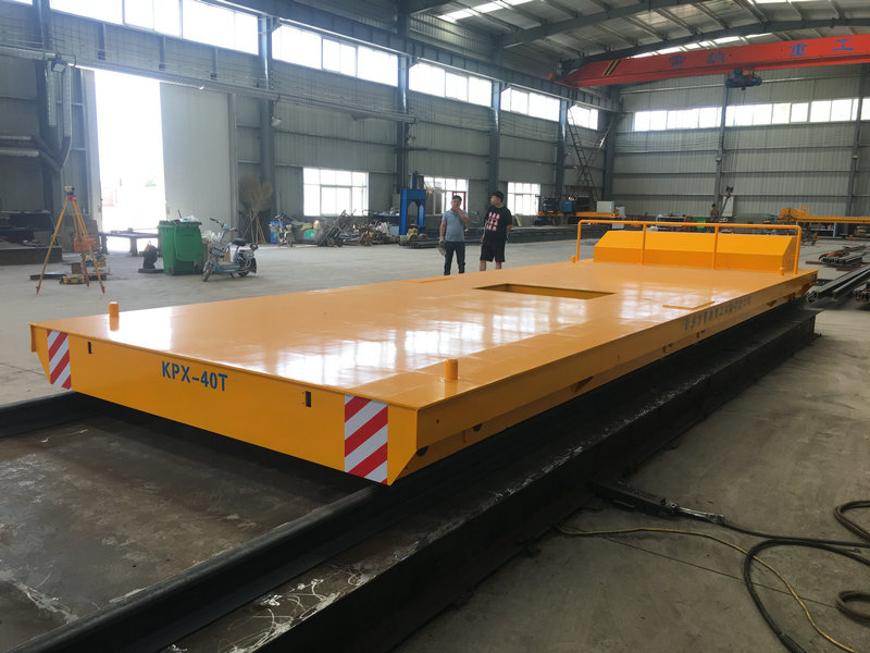 Remote Control Rail Powered ٹرانسفر کارٹون