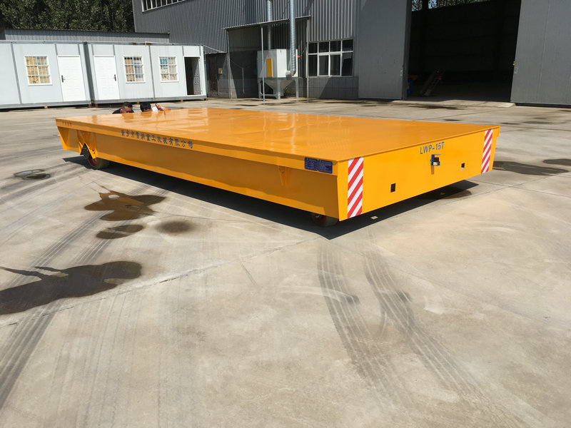 15 ٹن صنعتی مواد کا استعمال کرنے والی کارٹون